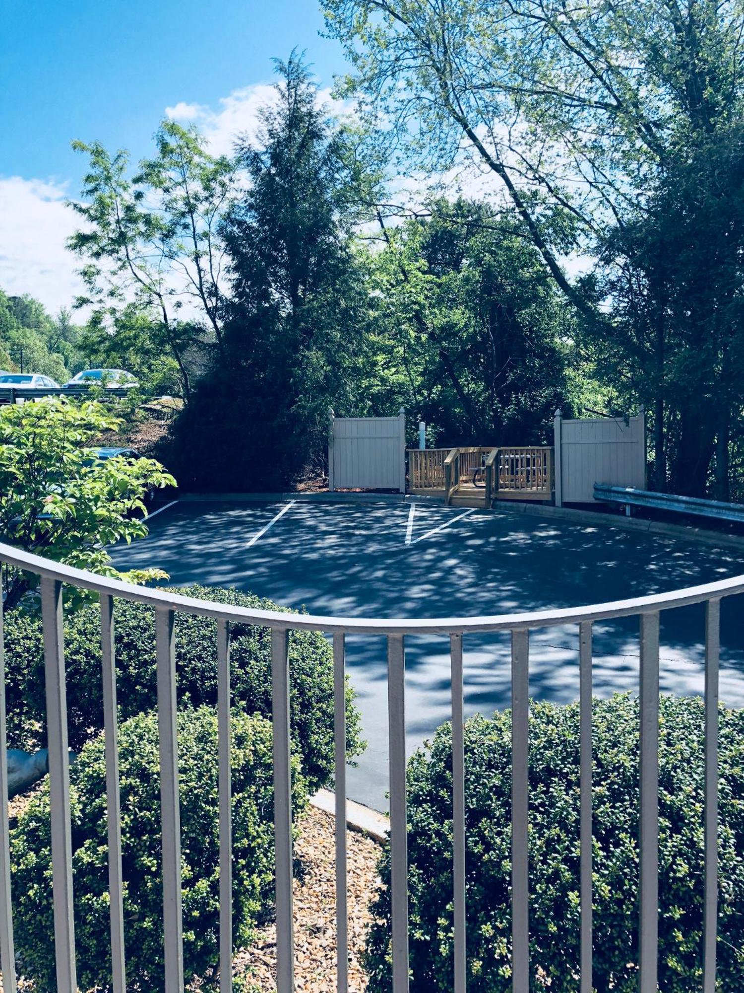 Comfort Inn Asheville East-Blue Ridge Pkwy Access Exterior photo